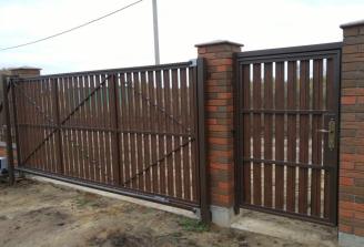 Откатные ворота из штакетника